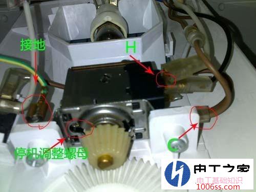 冰箱温控器坏了怎么换?冰箱温控器拆卸图解