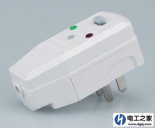 电热水器洗澡不拔插座按插头t键会跳开指示灯不亮就是断电了吗