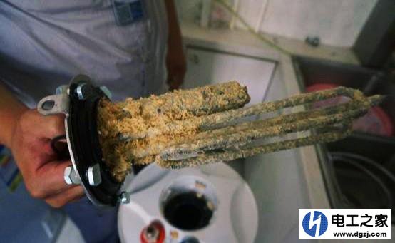 使用电热水器漏电开关老跳闸是什么原因