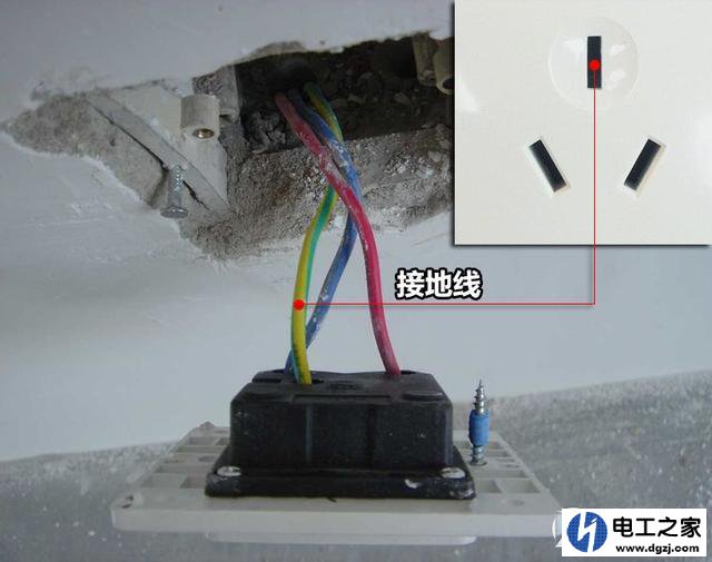 把热水器插座前接出一个开关洗澡时关闭合理吗