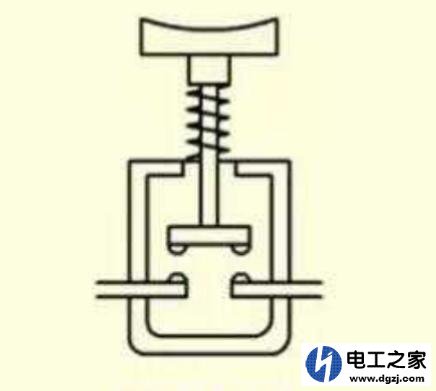 电动车被雨淋了打开电源喇叭一直呜呜响