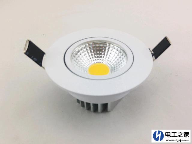 家庭LED灯色温多少合适