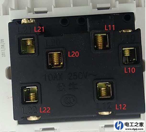 双联双控开关面板六个接线柱怎么接线