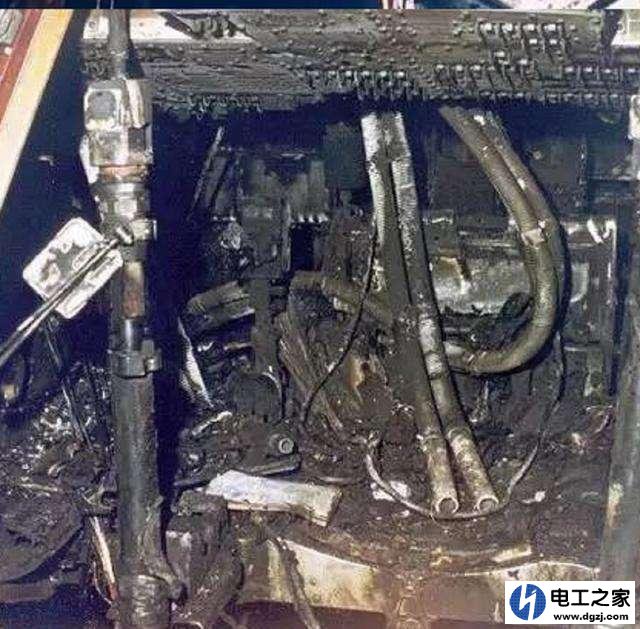 电开关箱存在好多灰尘会引起跳闸吗